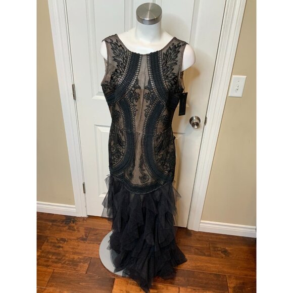 BCBG Max Azria Black Lace Embroidered Tulle Vivica Gown NWT $598, Size 10 - Picture 2 of 8